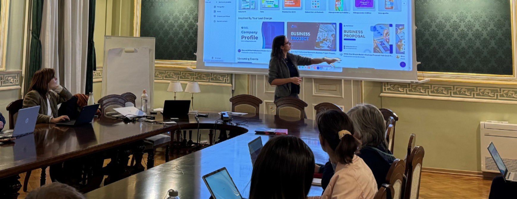 CDIUL Usposabljanje Canva za študente UL november 2024.png