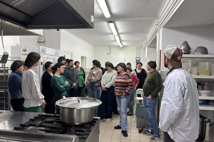 Izgube hrane in odpadna hrana 2.jpg