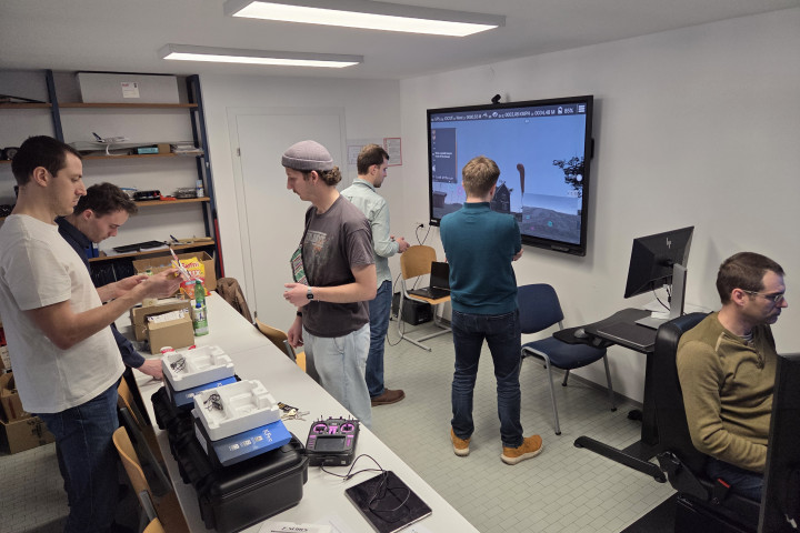 Osnovno upravljanje z droni4.jpg