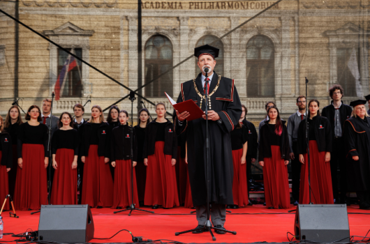 Rektor_Pozdrav brucem