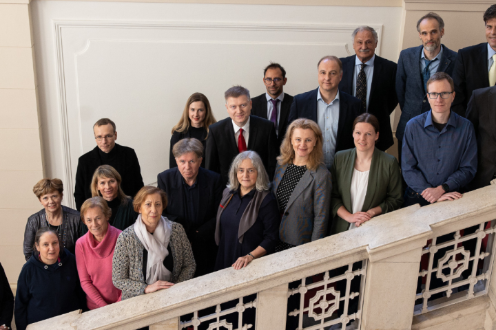 2024-12-02-raziskovalni dosežki-Boštjan PodlogarSTA.png