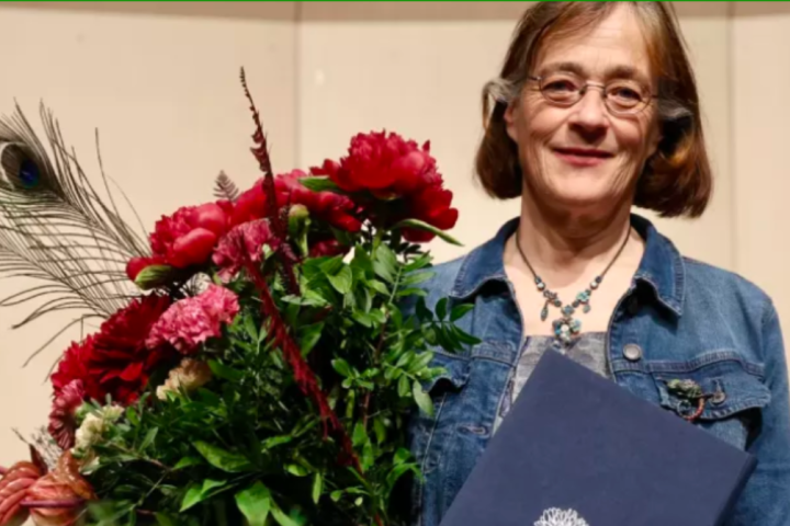 2025-06-03-Cankarjeva nagrada-Barbara Korun-avtorJakaGaserDnevnik.png