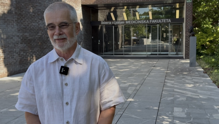 foto_prof. dr. Igor Švab.jpeg