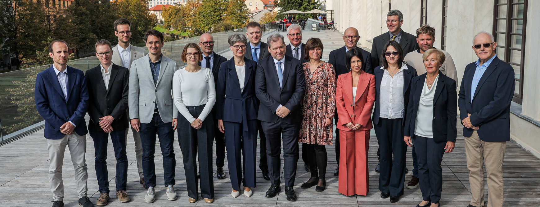 Znane so prejemnice in prejemniki najvišjih državnih nagrad in priznanj na področju znanosti 2025.png