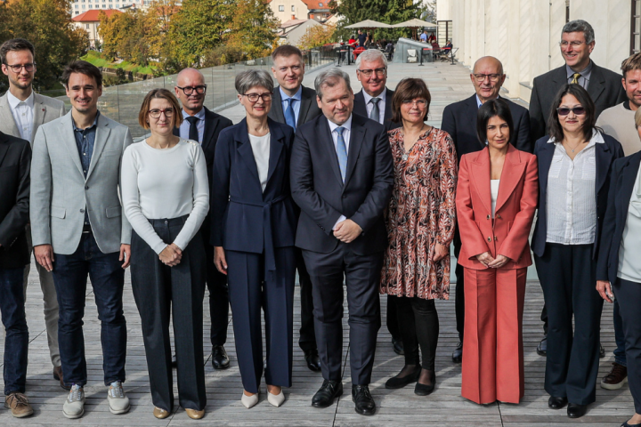 Znane so prejemnice in prejemniki najvišjih državnih nagrad in priznanj na področju znanosti 2025.png