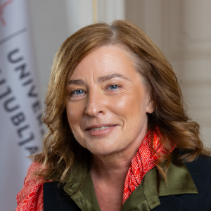 800x800-Ksenija Vidmar Horvat.png