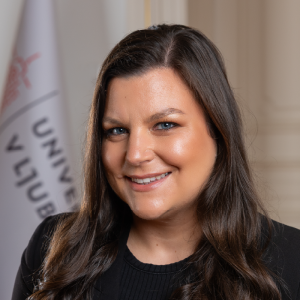 800x800-Teja Velkavrh.png