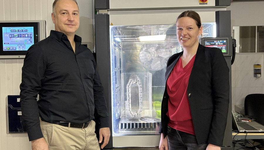 Prof. dr. Andrej Kitanovski in dr. Katja Klinar_ foto Helena Grahek (10).jpeg