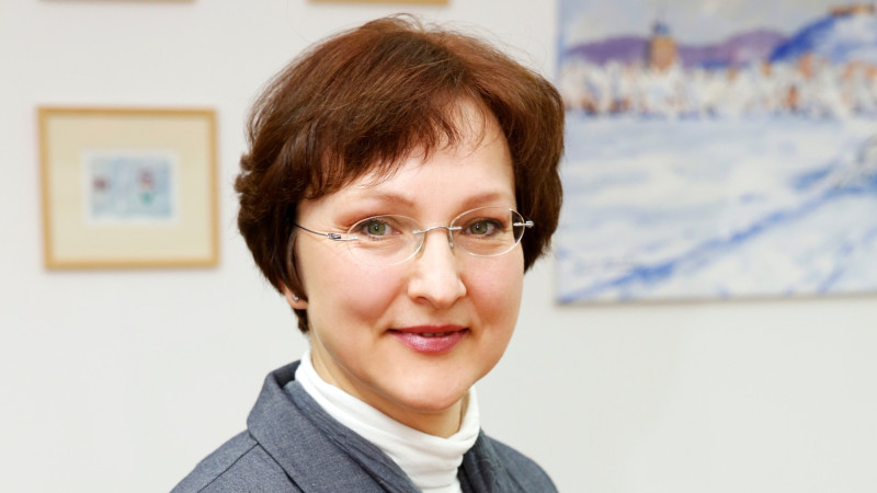 Alenka Krapež_nova.jpg