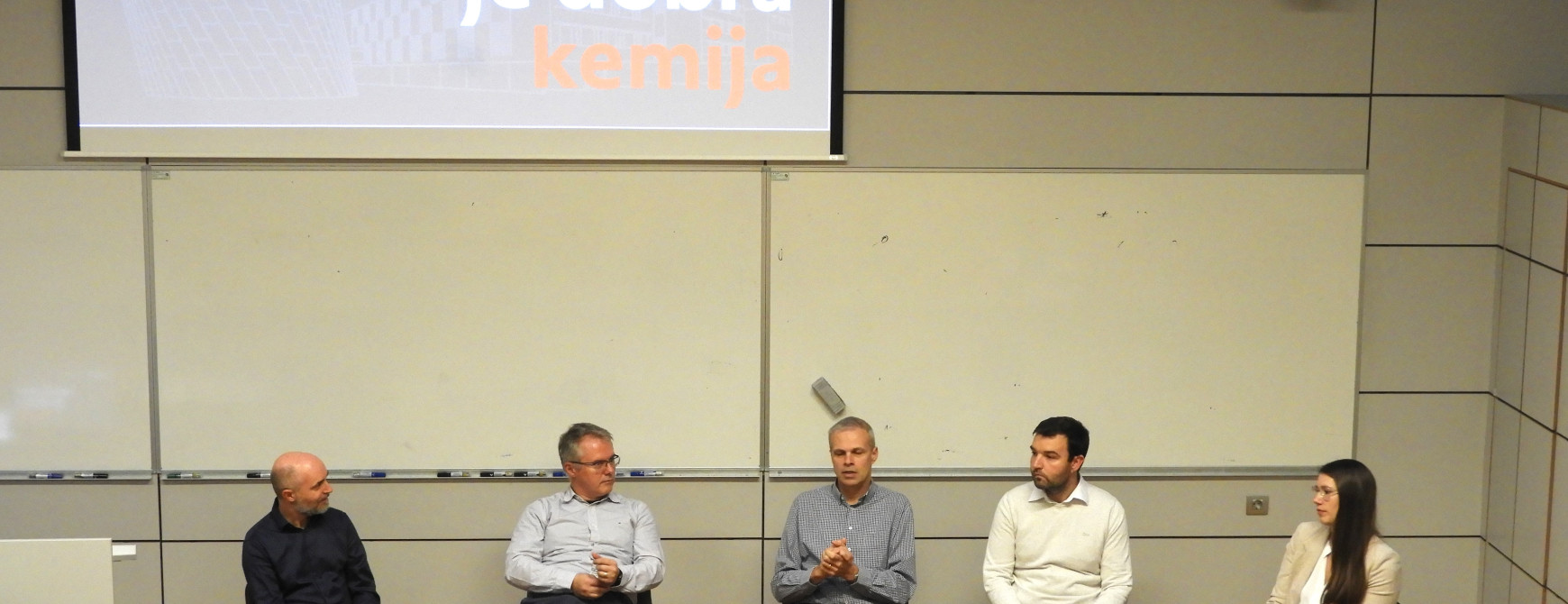 Alumni razlagajo o svoji karierni poti.